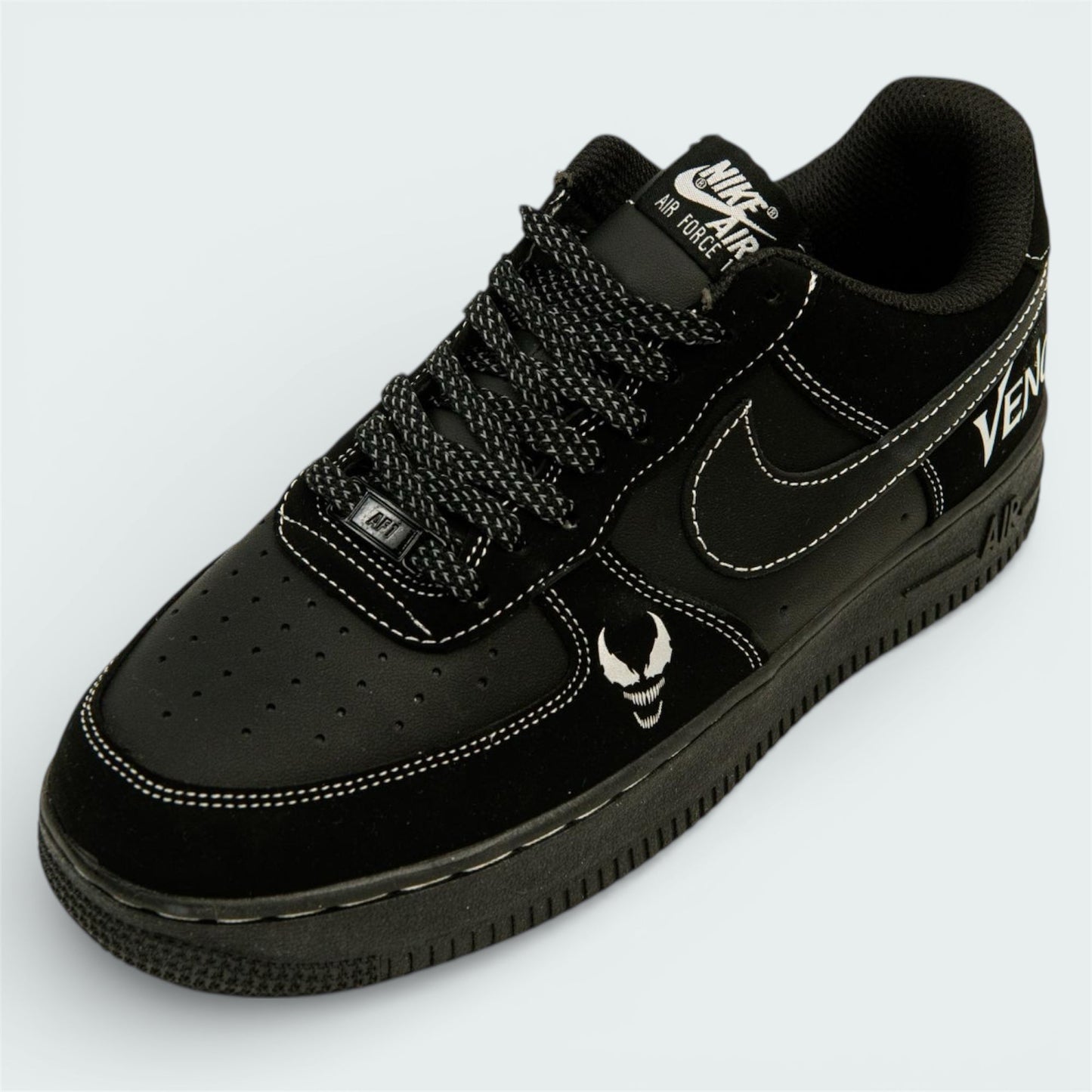 Nike Venom Black - joshoes