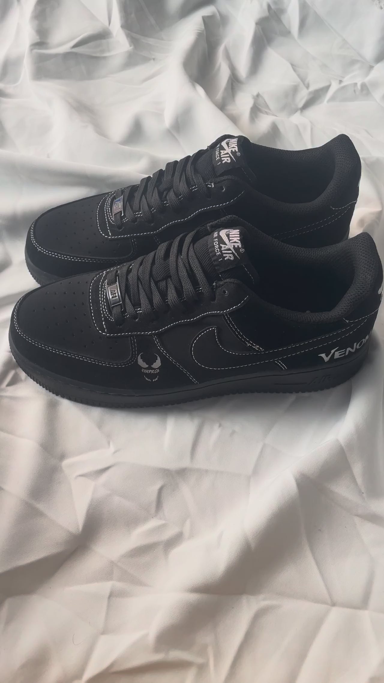Nike Venom Black
